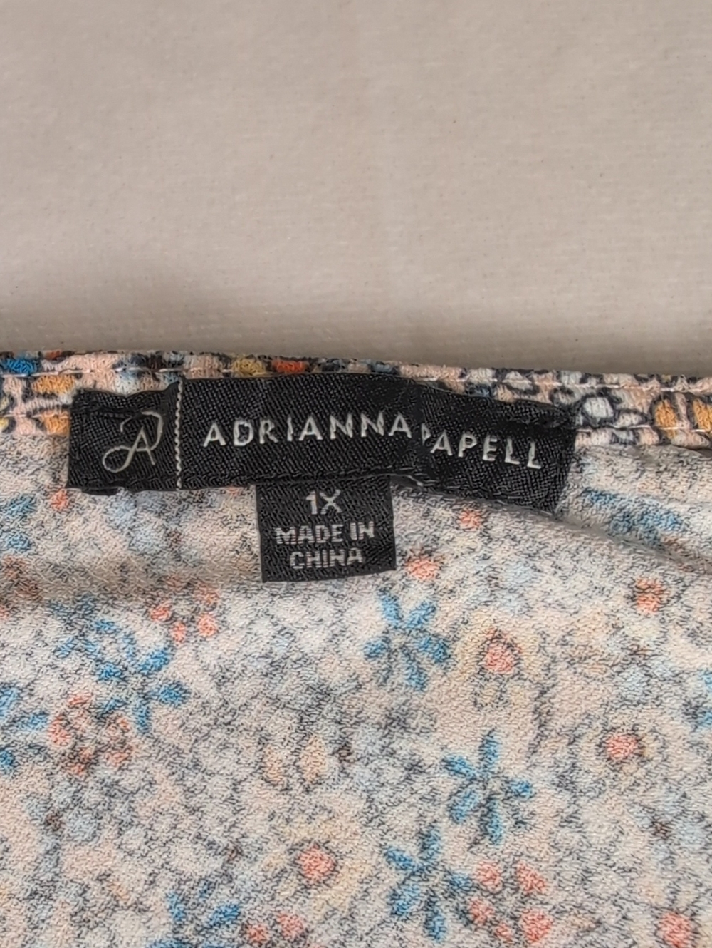 Adrianna Papell Blue & Orange Dainty Floral Print Blouse Size 1X - Picture 4 of 9